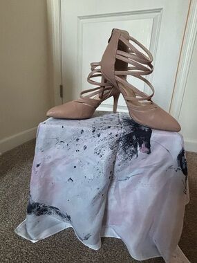 Chelsea & Zoe Mauve Strappy Pointed-Toe Heels